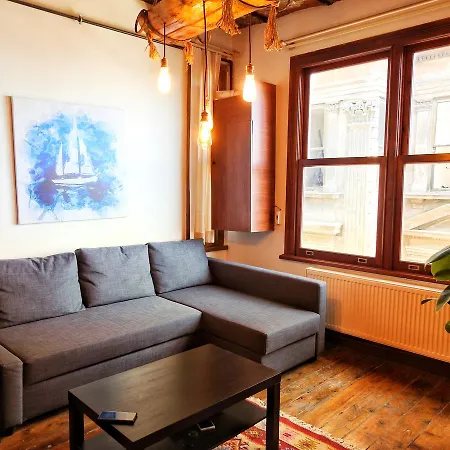 아파트 *central* 3br, Terrace And Cozy Flat With Sea View *